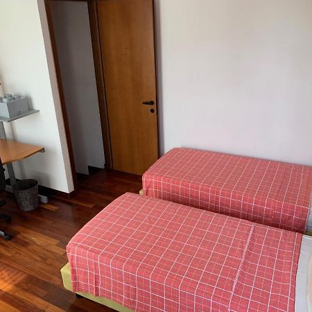 Near Como, Charming Apartment With Fireplace Грандате Экстерьер фото
